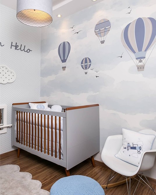 Akryl bezpieczny dla dzieci Malowanie łóżeczka dziecięcego farbą akrylową: bezpieczna instrukcja krok po kroku dla rodziców.