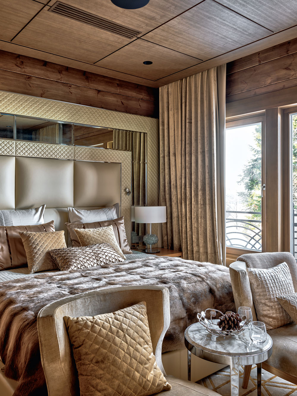 Nowoczesna tradycja Stylowa aranżacja wnętrza domu z bali, łącząca nowoczesność z tradycją.