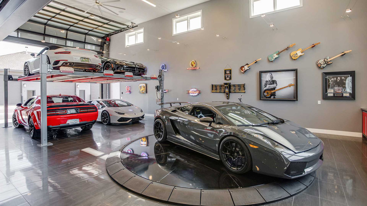 Porządek w Garażu Garaż z akcentem na organizację i utrzymanie porządku: funkcjonalny projekt.