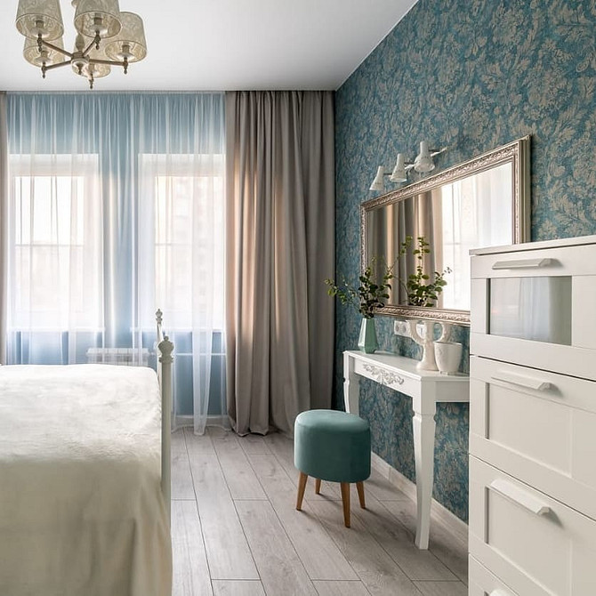 Toaletka DIY: Konsola Toaletka DIY: konsola do makijażu w stylu neoklasycznym 2026. Instrukcja i pomysły.