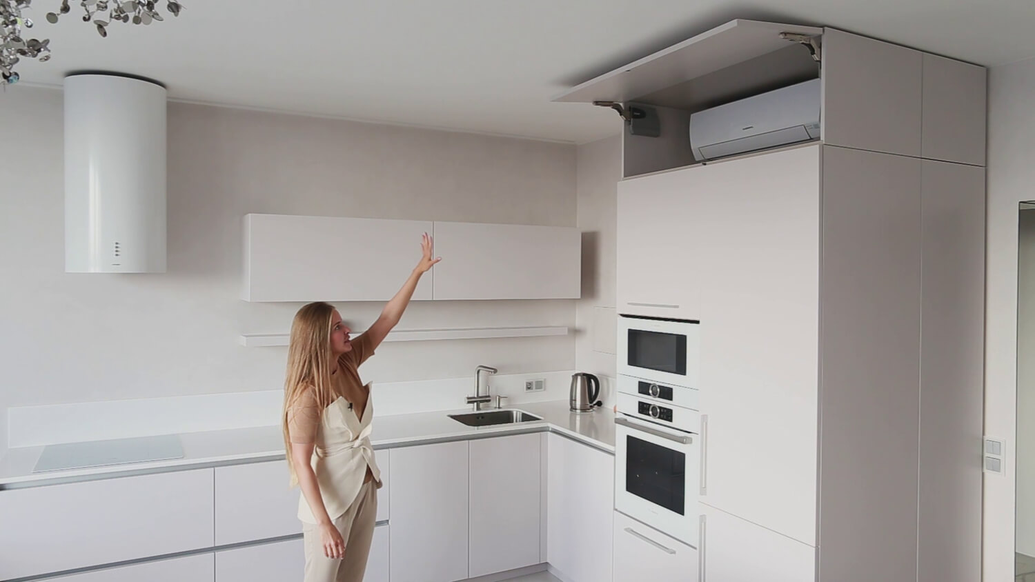 Klimatyzacja w sypialni Sprytne ukrycie klimatyzatora w sypialni: komfort i styl w 2026 roku.