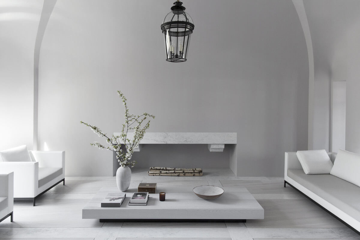 Emocje i kolor Demonstracja wpływu psychologii koloru we wnętrzu na stan emocjonalny mieszkańców.