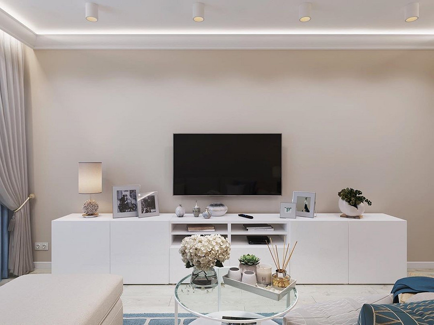 Besta: Funkcjonalny salon Funkcjonalna aranżacja systemu Besta IKEA w nowoczesnym salonie: idealne rozwiązanie do przechowywania.