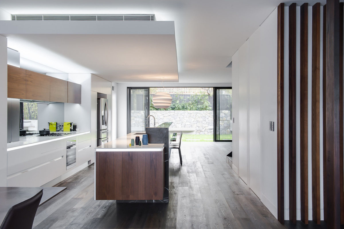 Skuteczne nawilżanie powietrza Efektywne metody nawilżania powietrza w domu w 2026 roku, walka z suchym powietrzem.