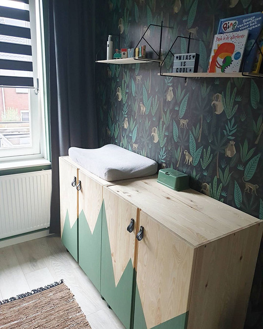 Ivar: Nowy wymiar stylu Przerobiona komoda IKEA Ivar: Lakierowane fronty, listwy dekoracyjne, stylowe wykończenie DIY 2026