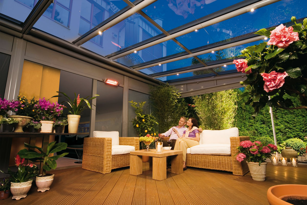 Zieleń na balkonie Ogród zimowy na balkonie: zielone rośliny tworzą przytulną atmosferę w 2026 roku.