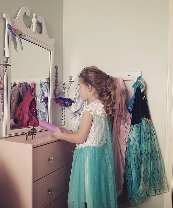 Stylowe przechowywanie Dekoracja komody: pomysły na przechowywanie rzeczy w nowoczesnym wnętrzu w 2026 roku