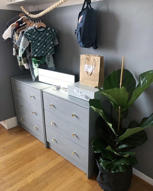 Komoda: Harmonia wnętrza Komoda jako element aranżacji wnętrza – harmonia i funkcjonalność w 2026.