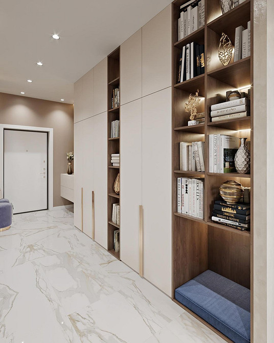 Biała sypialnia z akcentami Biała sypialnia z białymi meblami i kolorowymi akcentami dla ożywienia minimalistycznego designu.