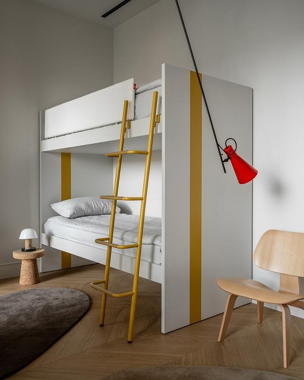 Biel i styl Białe meble w sypialni: Inspiracje na stylowe wnętrze z kolorem.