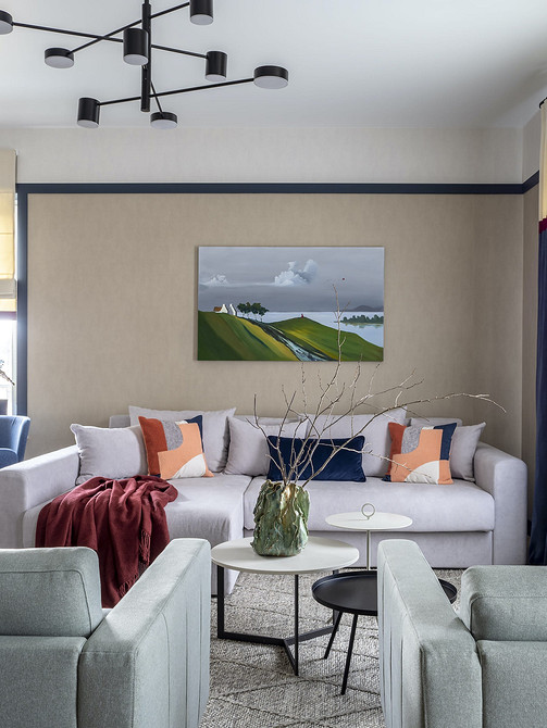 Biała sofa: inspiracje Biała sofa w aranżacji wnętrza: inspiracje i wybór idealnej sofy na lata