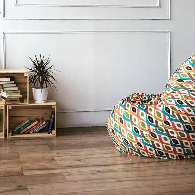 Sofa dla dzieci Wygodna sofa bez stelaża w pokoju dziecięcym: bezpieczne meble dla dzieci.