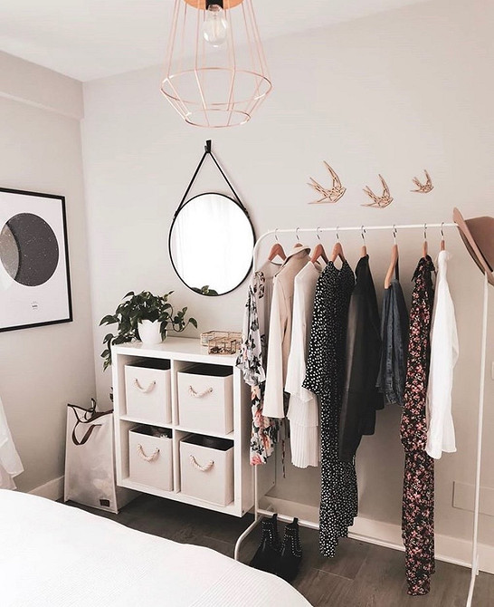 Wykorzystanie Kallax IKEA w małym mieszkaniu. Optymalizacja przestrzeni.