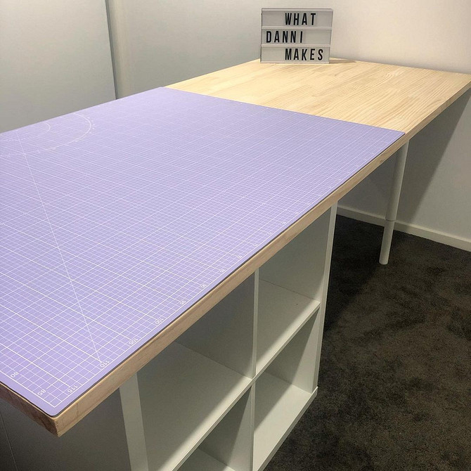 Kallax: Przechowywanie ze stylem Funkcjonalność i styl: regał Kallax IKEA do organizacji i przechowywania rzeczy