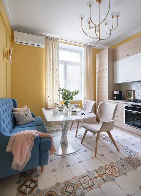 Wygodna sofa kuchenna Wygodna kanapa do kuchni z miękkim obiciem, idealna do relaksu w kuchni.