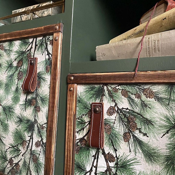 Lustro vintage po metamorfozie Wyszukana renowacja lustra w stylu vintage: inspiracja dla miłośników stylu glamour.