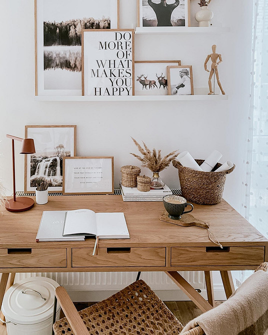 Sosna w Nowoczesnym Designie Nowoczesny design wnętrza z wykorzystaniem mebli z drewna sosnowego, trendy 2026