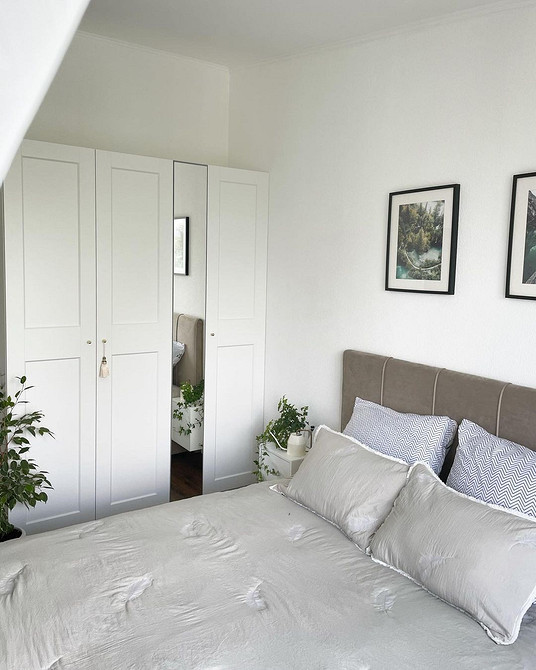 Modowa wpadka? Przykład szafy, która wyszła z mody: antytrendy wnętrz 2024. Inspiracje szaf 2026.