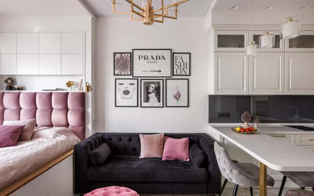 Kreatywne przechowywanie Kreatywny design małego mieszkania 32m²: Nietypowe rozwiązania do przechowywania i aranżacji.