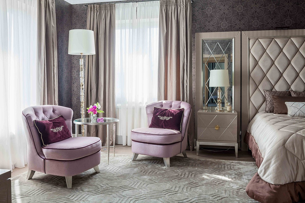 Biuro z Kareciakiem Kareciak w aranżacji biura: welurowe panele dodają prestiżu i komfortu pracy