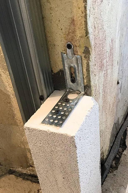 Budowa baru DIY Zdjęcie: Proces budowy baru zrób to sam, drewniany szkielet konstrukcji