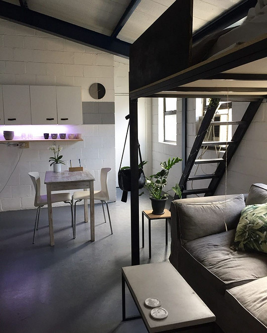 Projekt Twojej antresoli Łóżko na antresoli: projekt DIY z instrukcją i dokładnymi wymiarami.