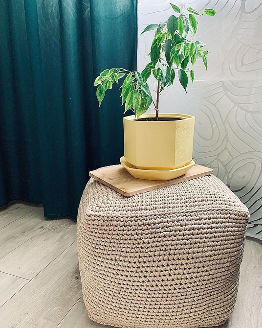 Skandynawska Pufa DIY Pufa DIY w stylu skandynawskim: prosty i tani sposób na wygodę