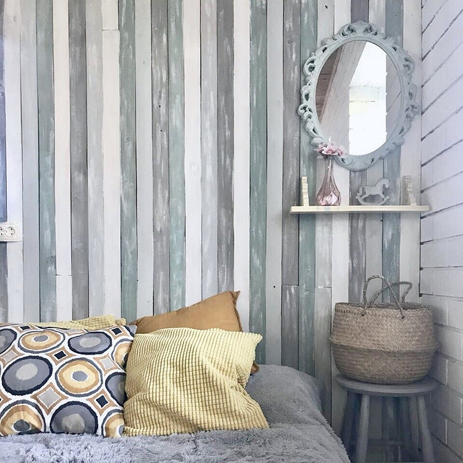 Łóżko loft z duszą Odnowione łóżko w stylu loft, idealne do sypialni z duszą.