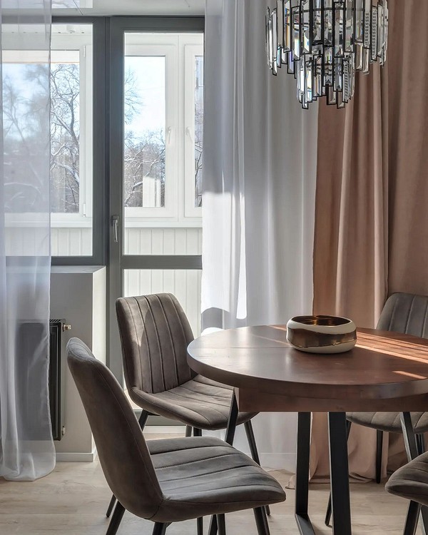 Mebel 2w1: fotel i łóżko Innowacyjny mebel transformowalny z fotela w łóżko, idealny do małych mieszkań i oszczędności przestrzeni.