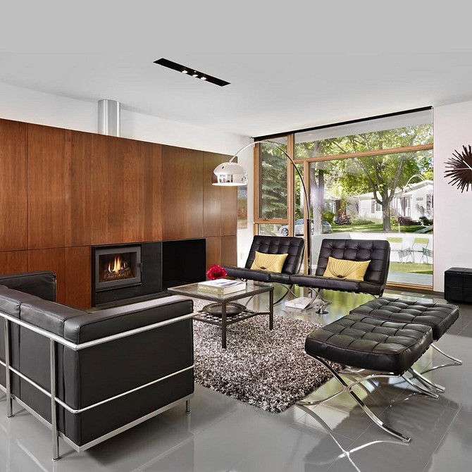 Geometria i Światło Kuchnia 2026: Nisza z gips-kartonu z geometrycznymi formami i podświetleniem dla telewizora.