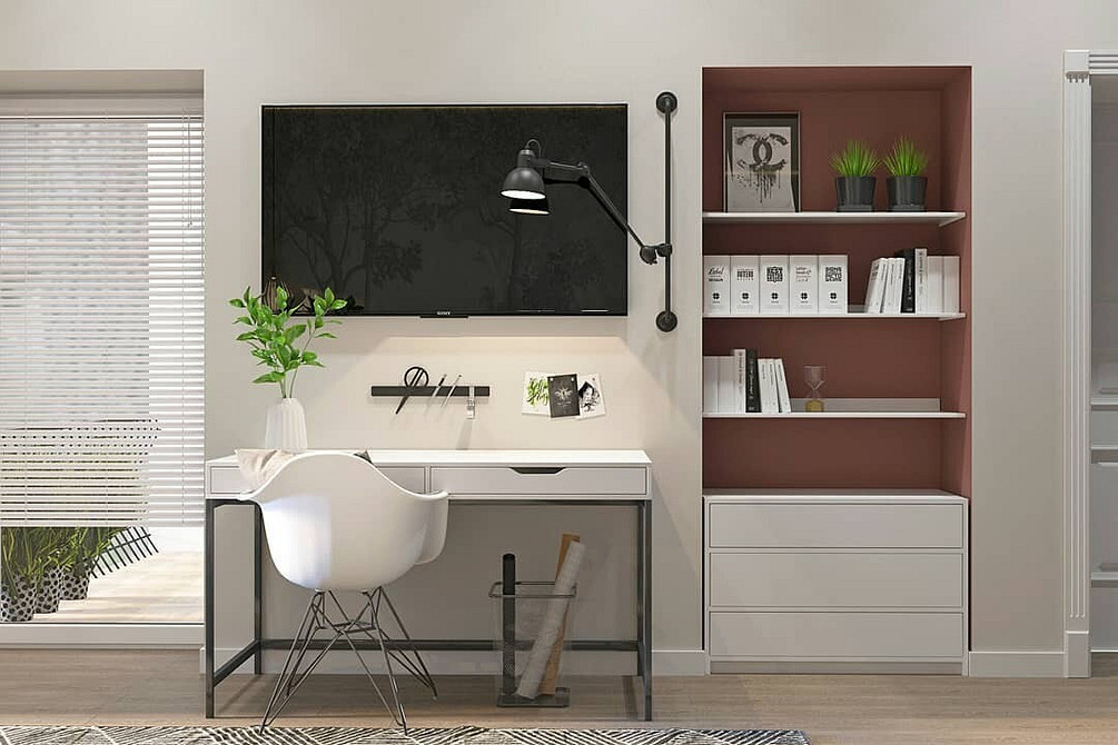 Drewniane Akcenty Minimalistyczna kuchnia 2026: Jasna nisza dla telewizora z drewnianymi akcentami.