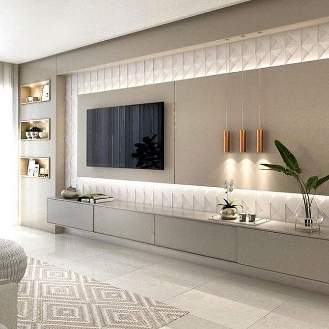 Telewizor w szafkach Kuchnia 2026: Telewizor wkomponowany w szafki kuchenne, idealne rozwiązanie do małego mieszkania.