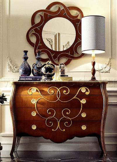 Barokowy blask inkrustacji Włoskie meble z litego drewna z inkrustacjami – piękne zdobienia i wzory