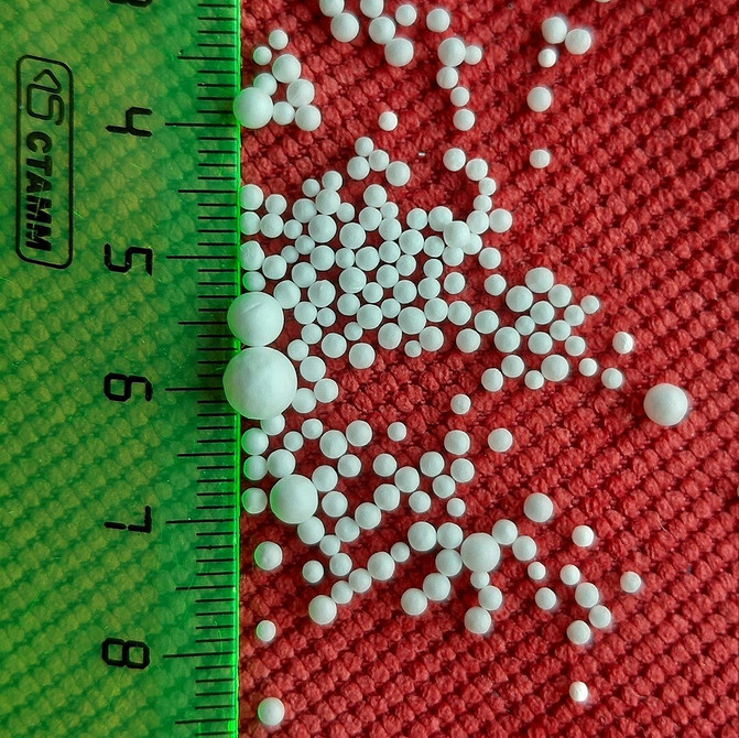 Sako: Przytulne Siedzenie Wygodne krzesło Sako z naturalnych materiałów. Idealne wypełnienie: kulki polistyrenowe.