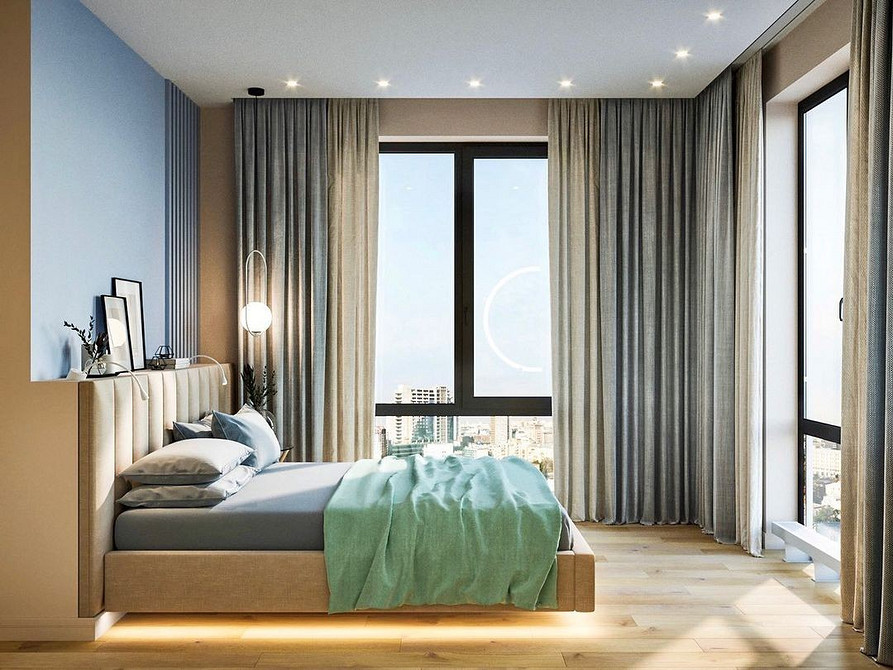 Funkcjonalne i stylowe Funkcjonalne latające łóżko w małym mieszkaniu z oświetleniem LED.