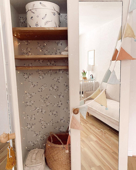 Stół vintage decoupage Renowacja stołu techniką decoupage: odświeżanie mebli w stylu vintage DIY