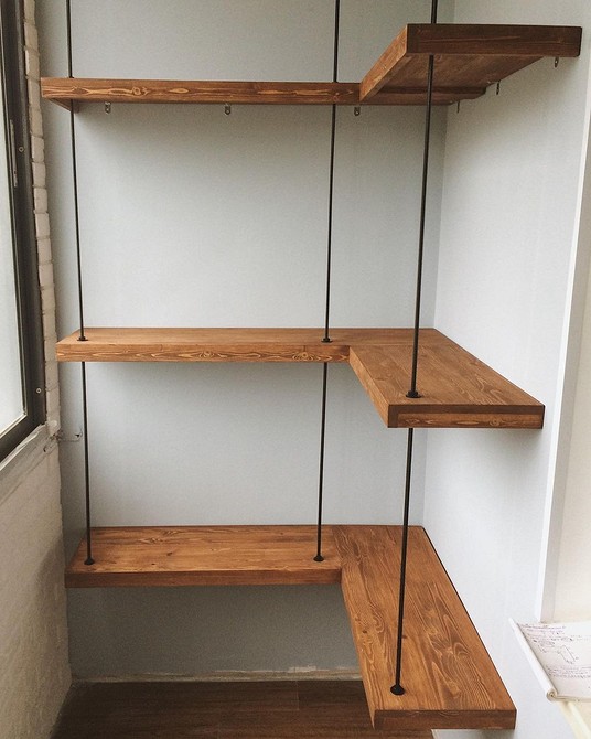 Zielony balkon DIY Półki na balkonie dla kwiatów: stwórz zielony zakątek DIY w 2026.