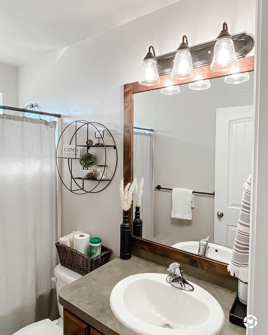 Półki ścienne: inspiracje Półki ścienne: przegląd rodzajów, funkcji i inspiracji na 2026 rok.