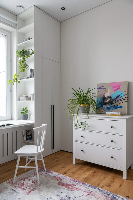 Półki: Design 2026 Półki na ścianę w designie wnętrz 2026: funkcjonalność i dekoracja w jednym.