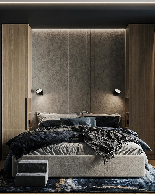 Szare łóżko: Skandynawski sen Szare łóżko z miękkim zagłówkiem w przytulnej sypialni w stylu skandynawskim.