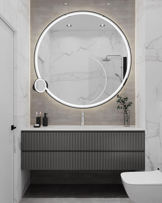 Faktury szarości Szara łazienka z wyraźną fakturą mebli i subtelnymi dodatkami.