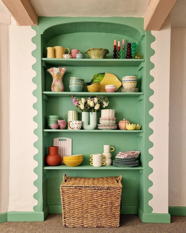 Półki: Małe mieszkanie, wielkie możliwości Półki wiszące w małym mieszkaniu - inspiracje aranżacyjne 2026