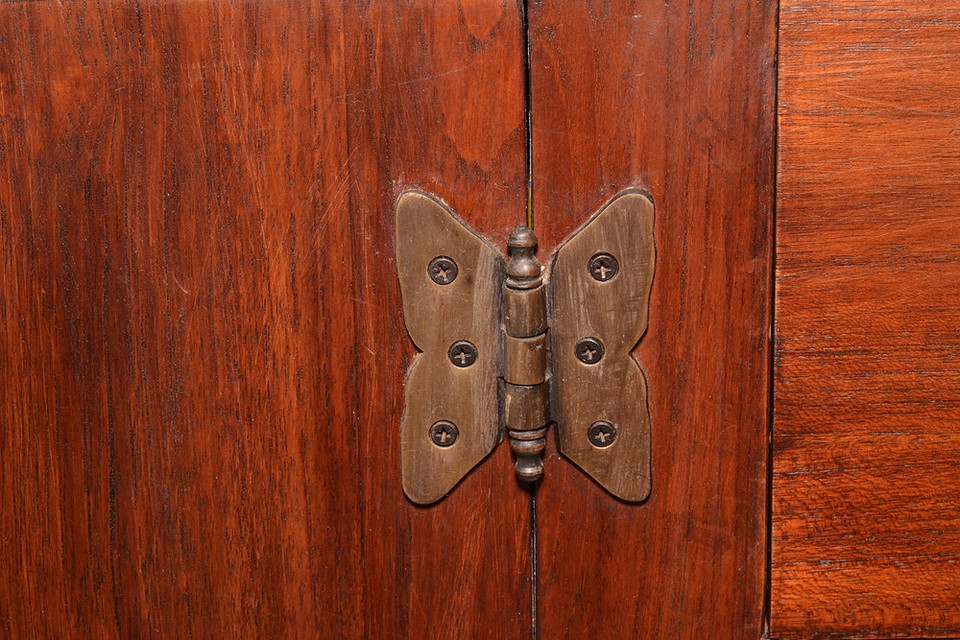 Zawiasy meblowe 2026: Jak wybrać idealne i naprawić samemu? — Zawiasy meblowe