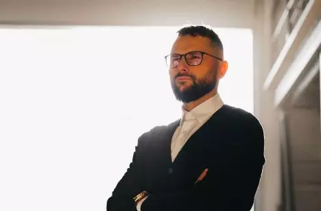 Deerhorn Umacnia Pozycję na Rynku Mebli Biurowych Dzięki Modularnemu Designowi - 6 - SM Strumyk Deerhorn Umacnia Pozycję na Rynku Mebli Biurowych Dzięki Modularnemu Designowi